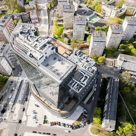 Ans Hanza Tower No 524 - Swimming Pool, Sauna, Jacuzzi, Viewing Terrace *