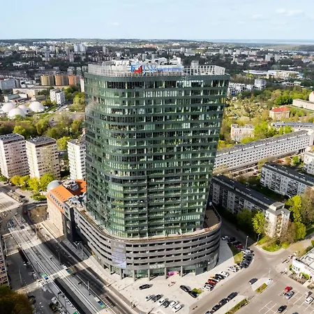Ans Hanza Tower No 524 - Swimming Pool, Sauna, Jacuzzi, Viewing Terrace