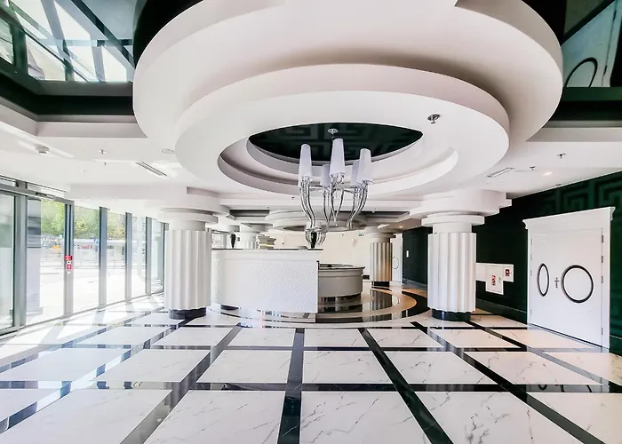 Ans Hanza Tower No 524 - Swimming Pool, Sauna, Jacuzzi, Viewing Terrace