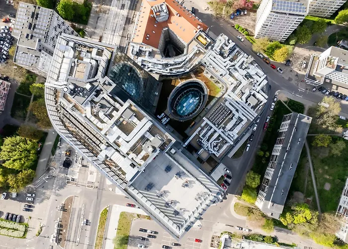 Apartment Ans Hanza Tower No 524 - Swimming Pool, Sauna, Jacuzzi, Viewing Terrace *